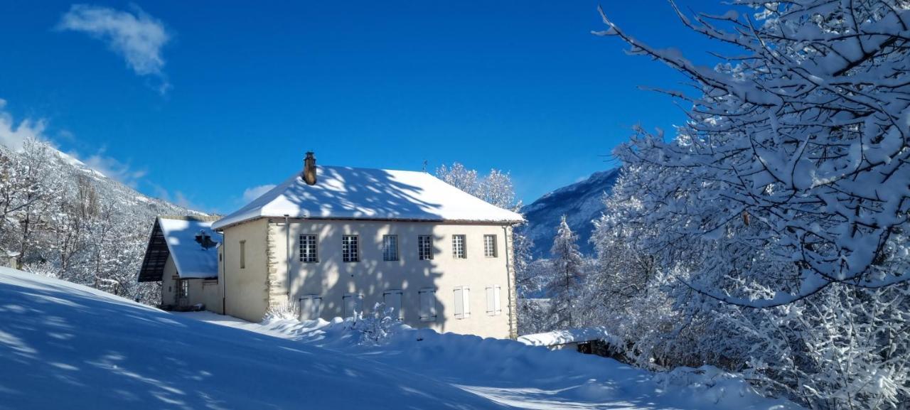 Maison Cimarron Bed and Breakfast Chateauroux-les-Alpes Εξωτερικό φωτογραφία